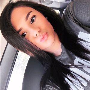 Meet your Posher, Casey